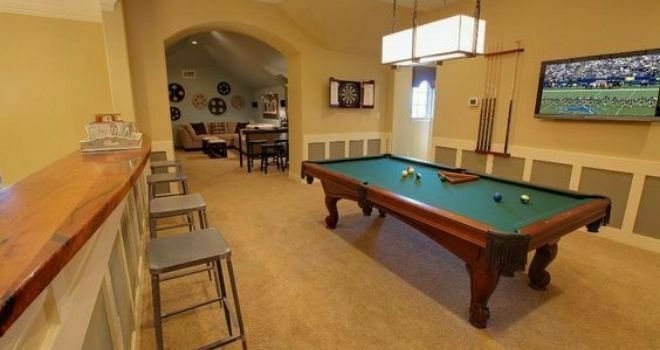 Traditional Color ideas for Pool Tables